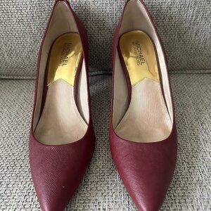 MICHAEL KORS PUMPS size 8M
